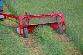 Косилка роторная прицепная Berkut